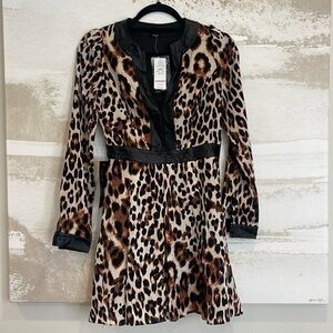 BeBe animal print dress (nwt)